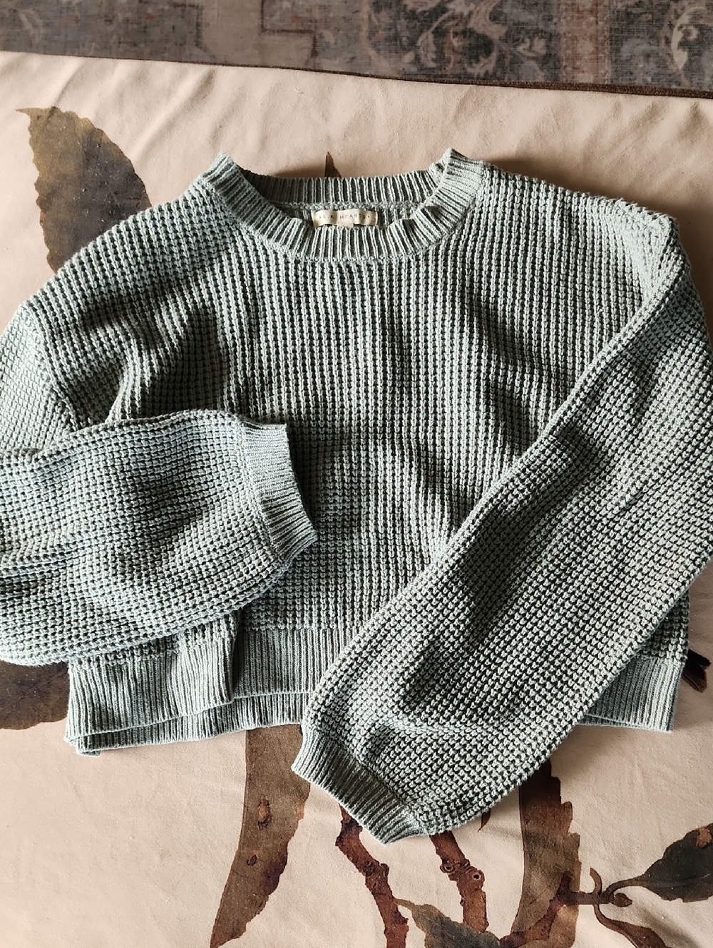 La Hearts Cropped Crewneck Sweater in Sage Green